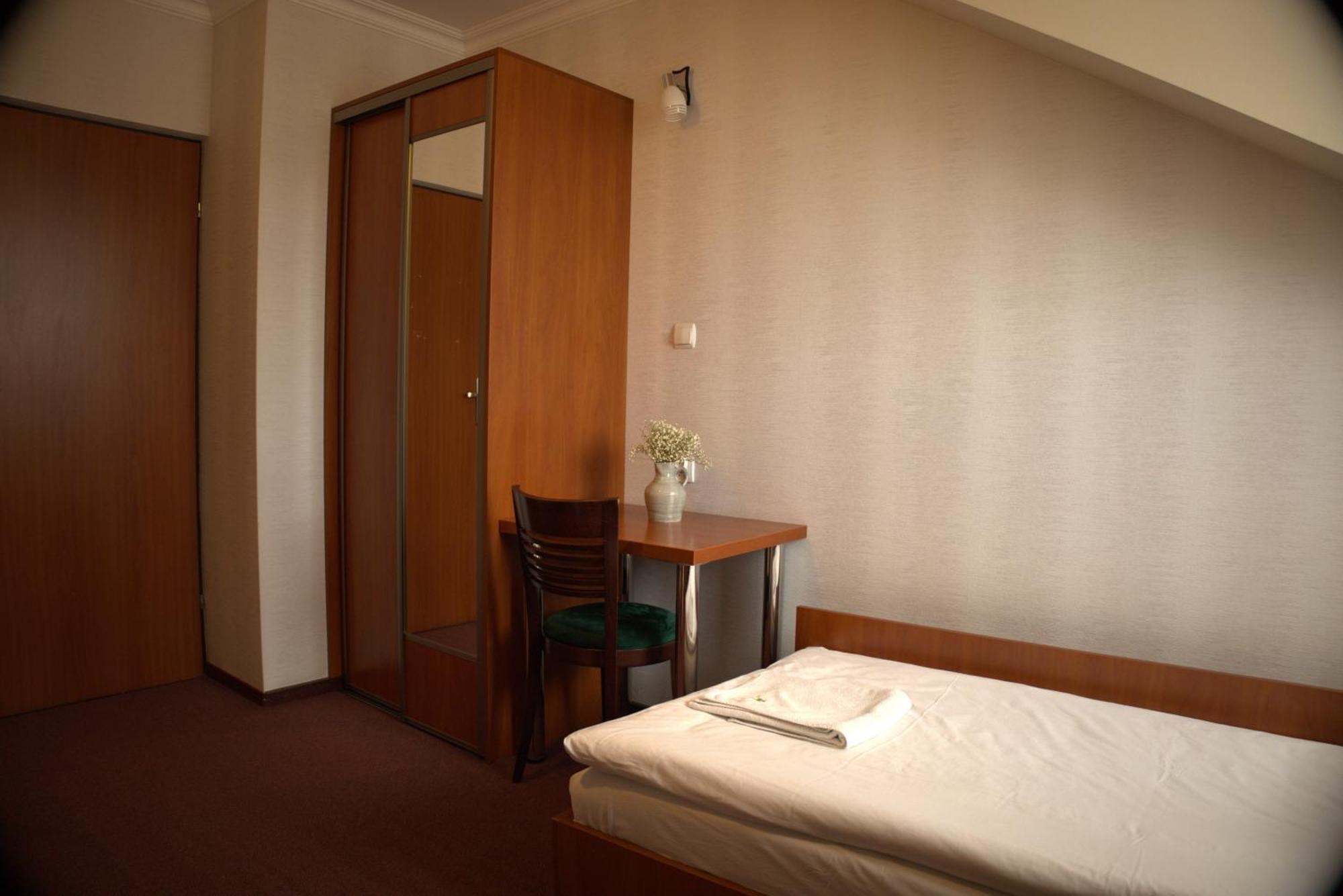 Bed & Breakfast Zakarczmie Stokrotka *